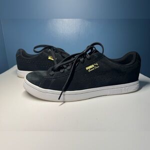 Puma Men’s Black Suede Court Star Sneakers Size 10.5